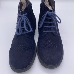 Boys' boots Blue suede laced boots.